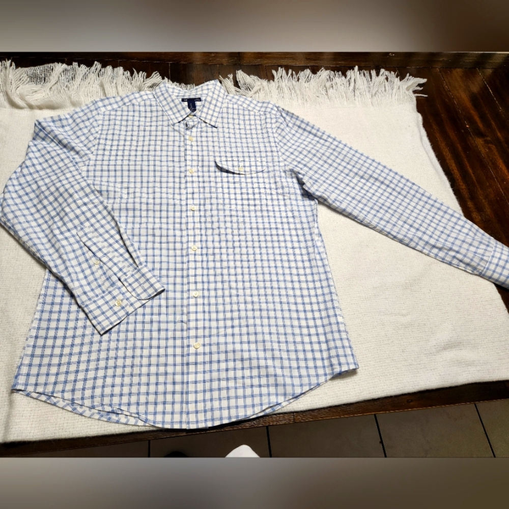 GAP SLIM FIT BLUE AND WHITE LONG SLEEVE BUTTON DOWN SHIRT MENS SIZE L
